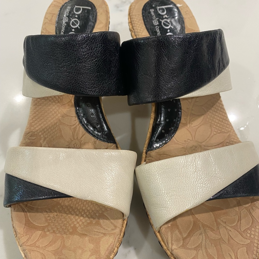 BOC black and White wedge leather